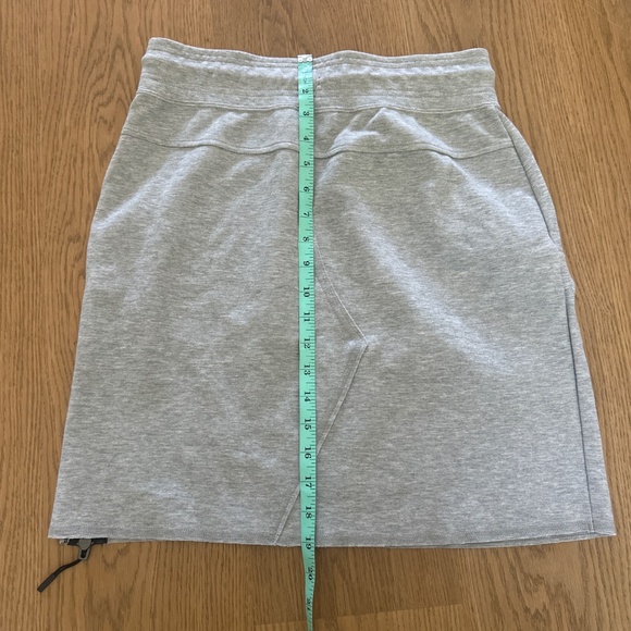 Nike Skirt - Picture 3 of 4